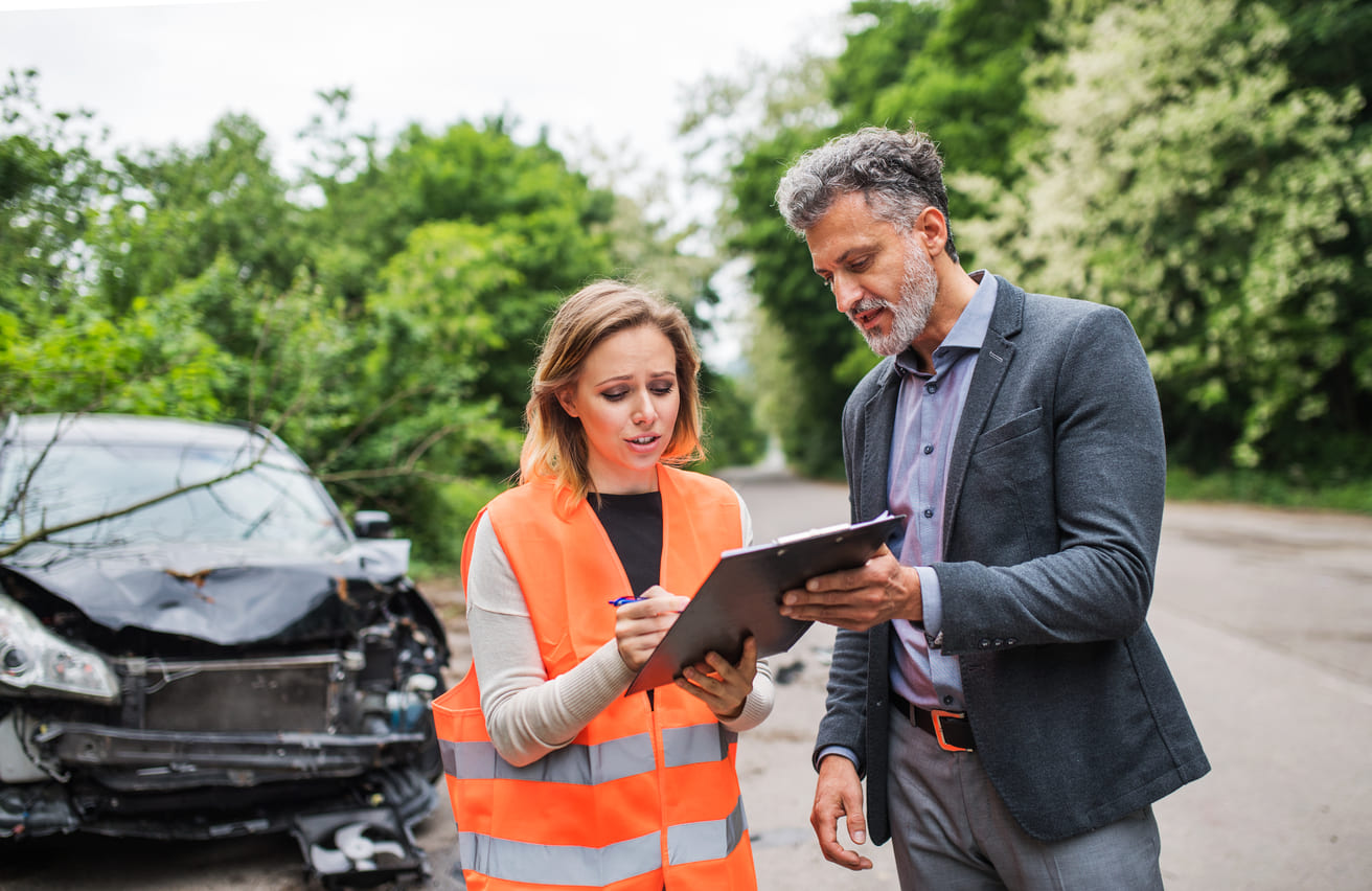 Key Questions To Ask A Personal Injury Lawyer During A Consultation - AK Law Firm
