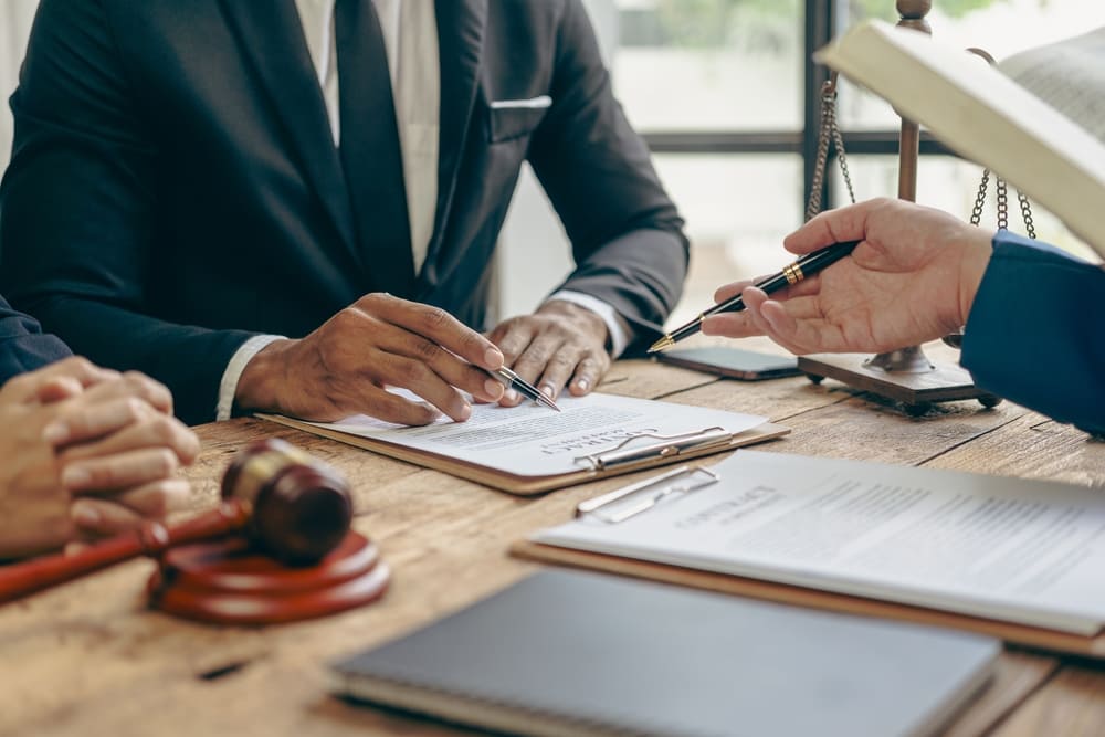 Free Lawyer Consultation: What To Expect