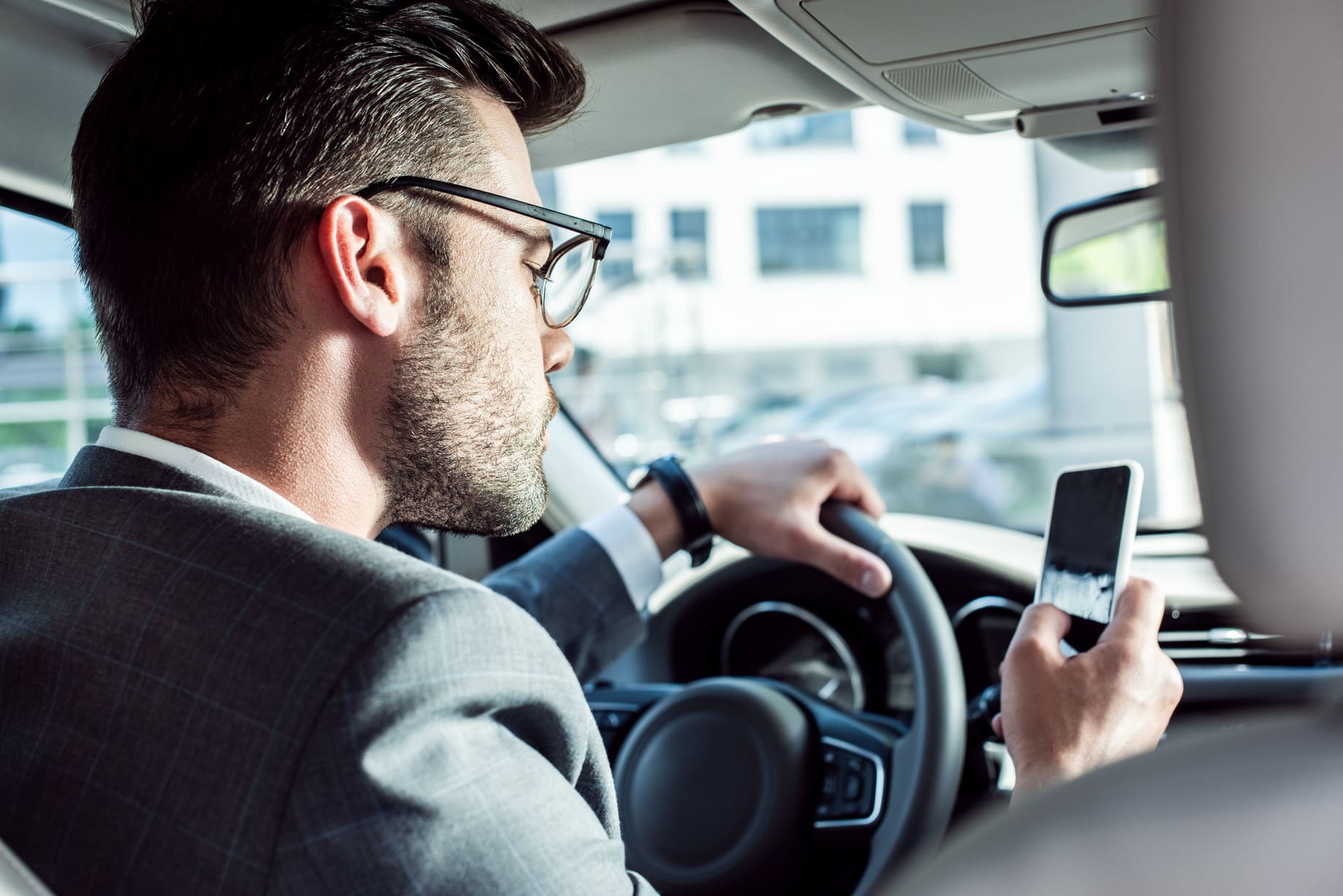 Distracted Driving Statistics: How Texas Compares To Other States - AK Law Firm