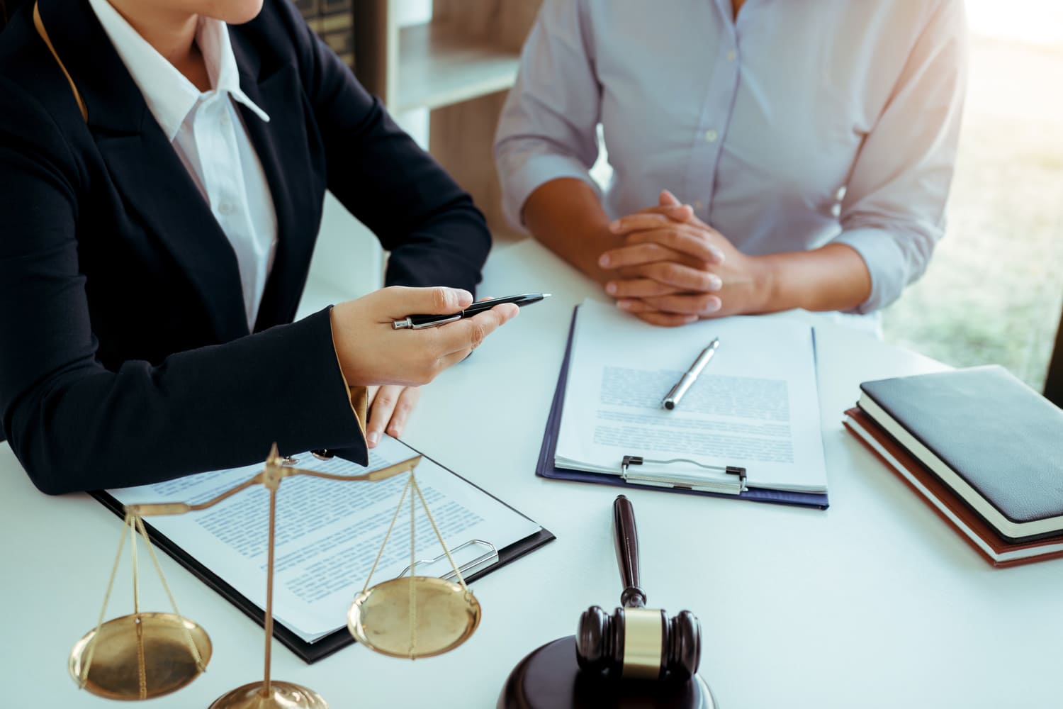 lawyer client consultation